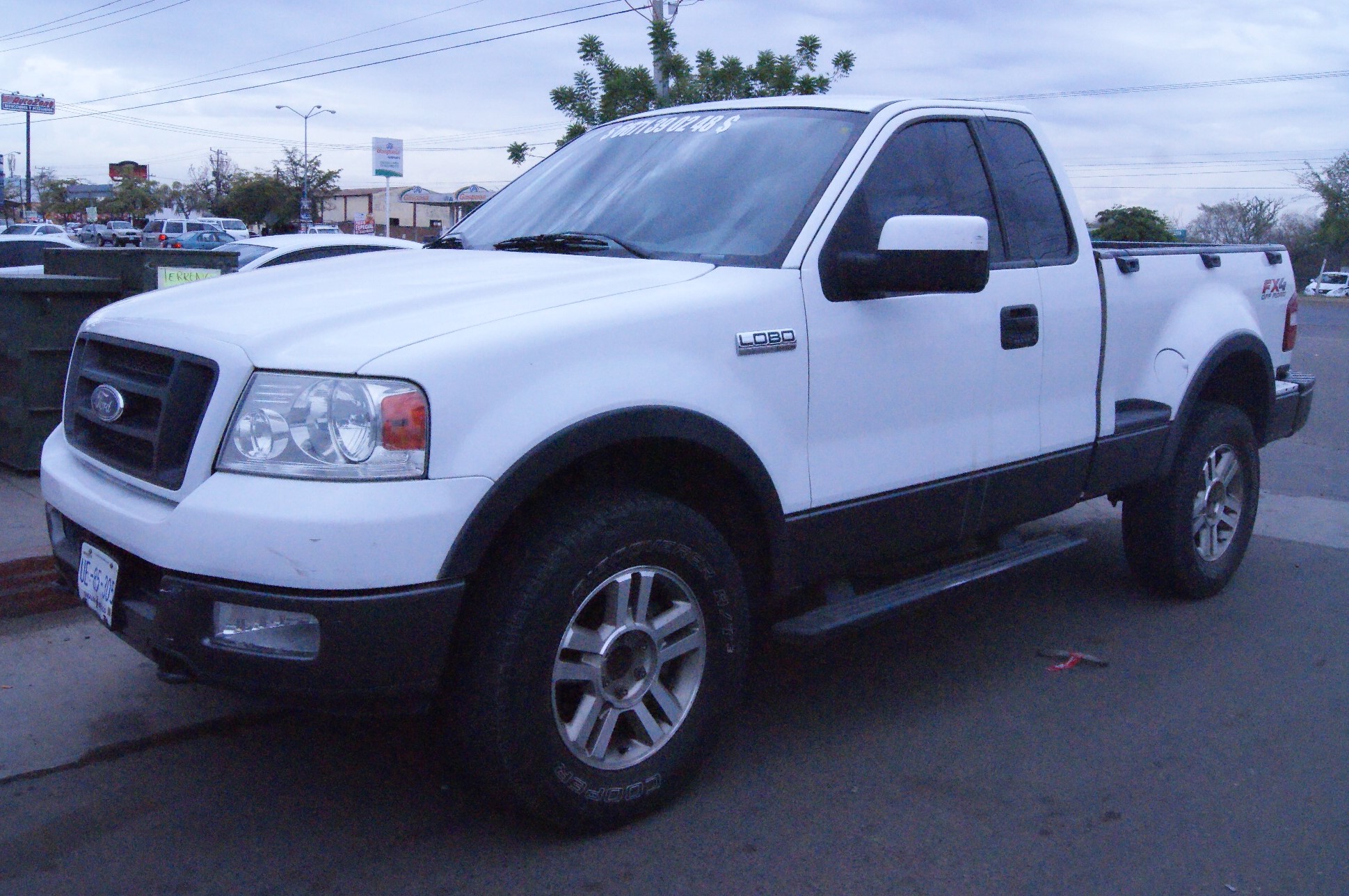Ford Lobo 2004
